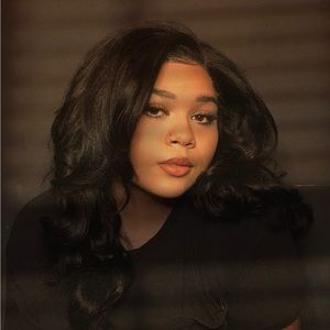 Meet your Posher, Destiny